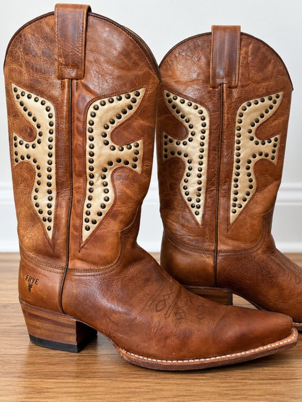 Frye Daisy Duke Studded Leather Cowboy Boots Brown 9M Vintage
